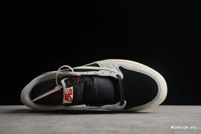 1 LOW JORDAN TRAVIS SCOTT AIR OG X 0715